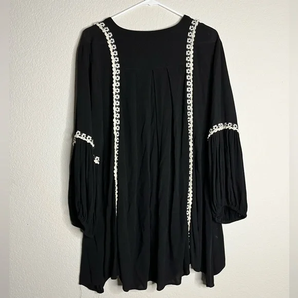 SOLD🚨🚨🚨🚨 Ivy Jane black boho medium top/dress - Picture 2 of 4
